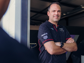 Expressive appearance: the new Porsche 99X Electric