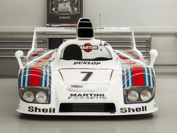 The ‘Porsche Heritage Moments’ film series collects exciting insights