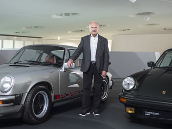 The ‘Porsche Heritage Moments’ film series collects exciting insights