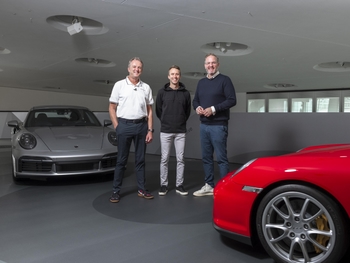 The ‘Porsche Heritage Moments’ film series collects exciting insights