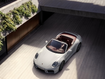 The most dynamic 911 Carrera S ever