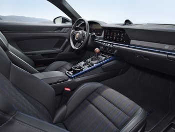 The new 911 Carrera T as a coupé or a cabriolet